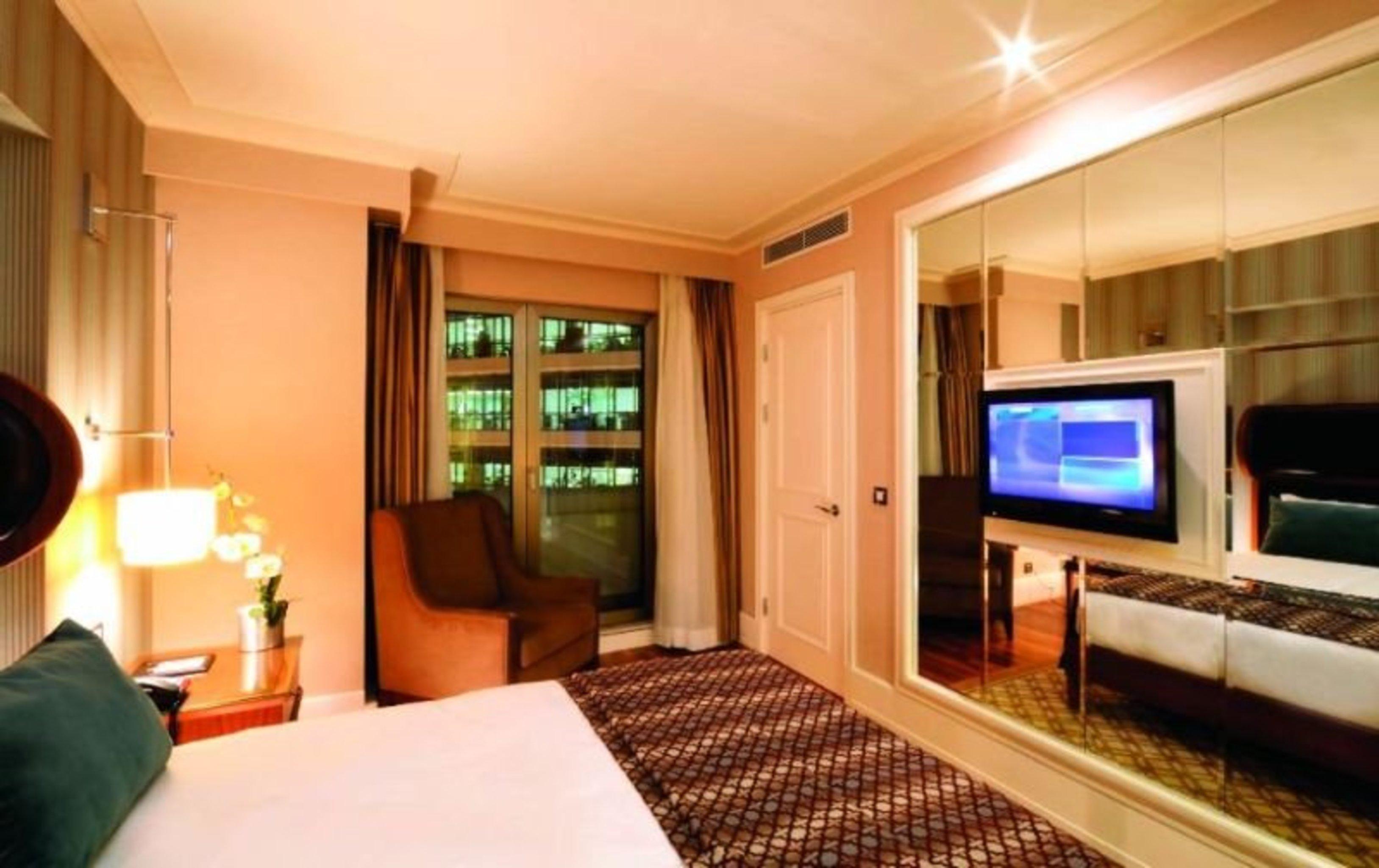 Titanic City Taksim Istanbul Ngoại thất bức ảnh